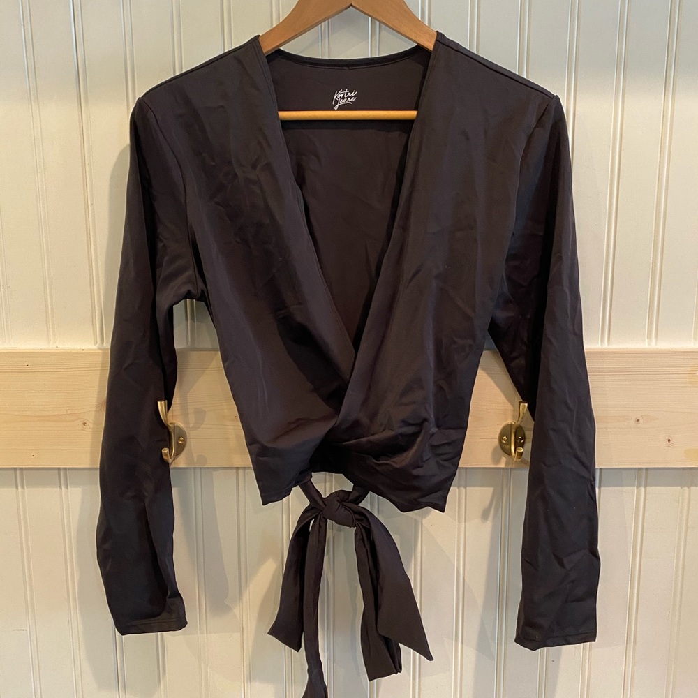 KORTNI JEANE wrap rashguard